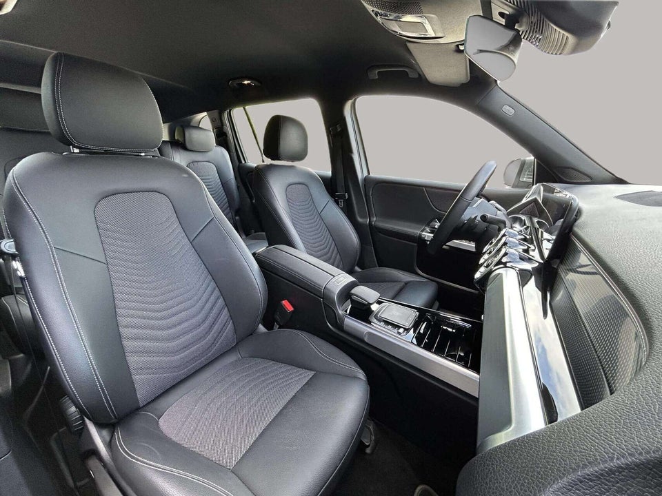 Mercedes EQB300 Progressive 4Matic 5d