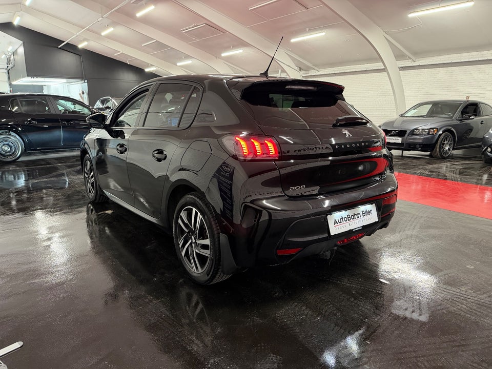 Peugeot 208 1,5 BlueHDi 100 Allure Sky 5d