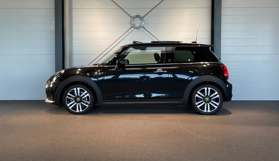 MINI Cooper SE Maximise 3d