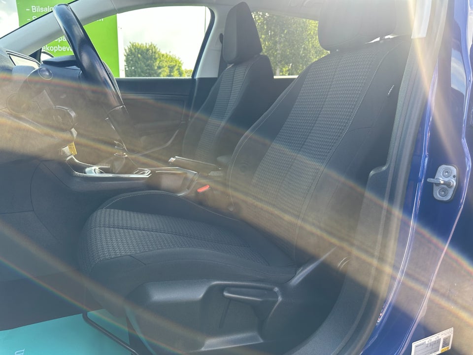 Peugeot 308 1,2 e-THP 130 Selection Sky SW 5d