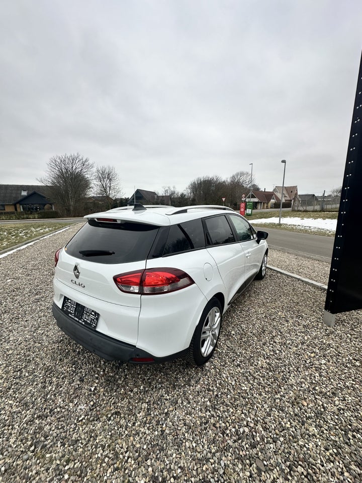 Renault Clio IV 1,5 dCi 90 Zen Sport Tourer 5d