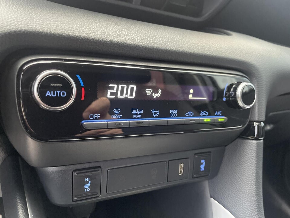 Toyota Yaris 1,5 Hybrid H3 Smart e-CVT 5d