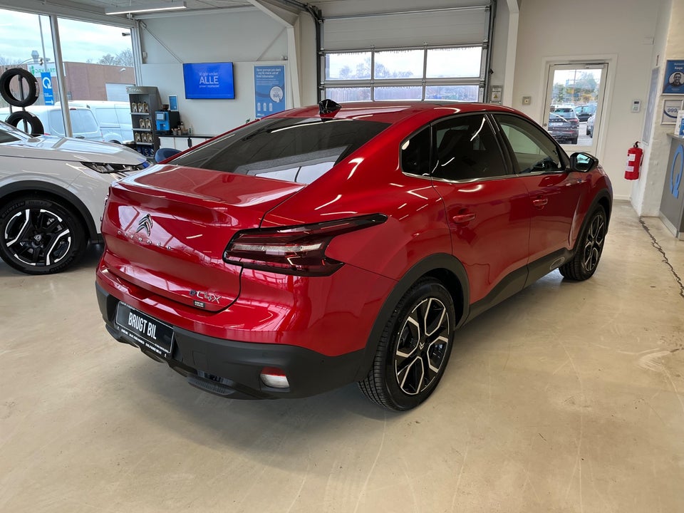 Citroën ë-C4 X 50 Shine Pack 4d