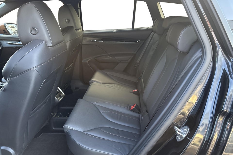 Skoda Enyaq 80x iV Founders Edition 5d