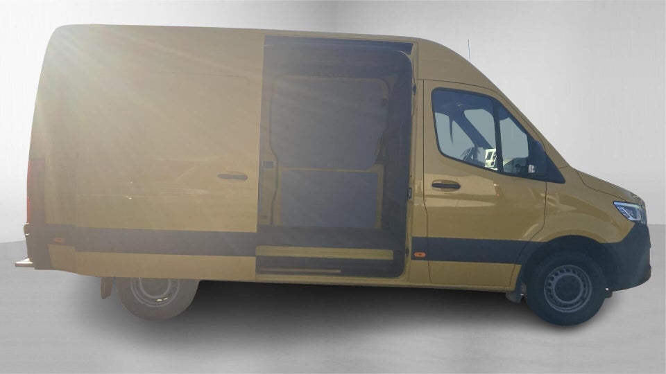 Mercedes Sprinter 317 2,0 CDi A2 Kassevogn aut. RWD