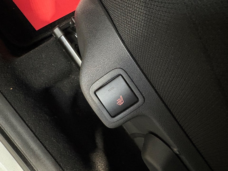 Peugeot 108 1,0 e-VTi 72 Allure+ 5d