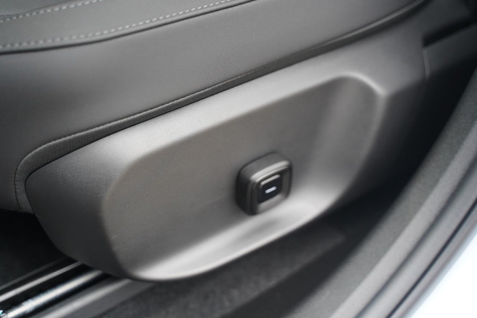 Volvo EX30 Twin Performance Ultra 5d