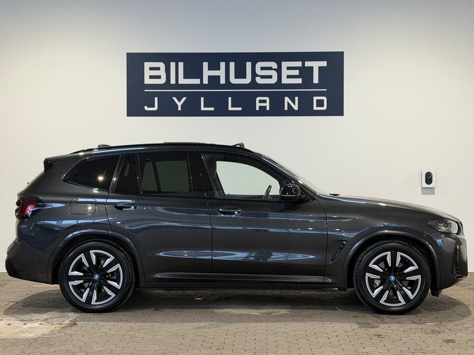 BMW iX3 Charged M-Sport 5d