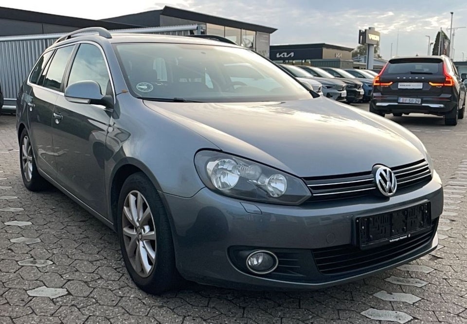 VW Golf VI 1,6 TDi 105 Comfortline Variant BMT 5d