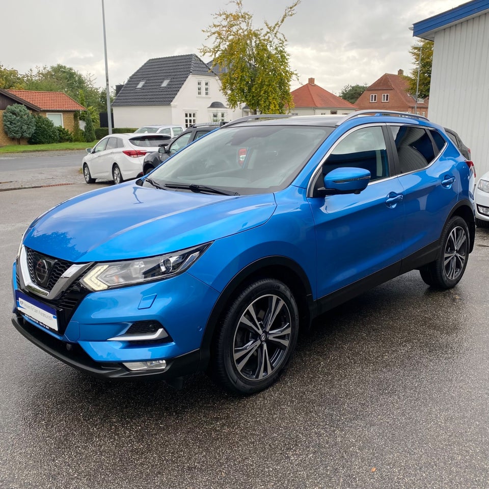 Nissan Qashqai 1,6 Dig-T 163 N-Connecta 5d