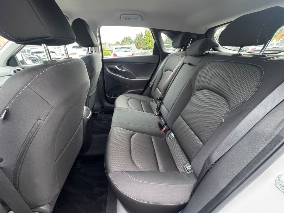 Hyundai i30 1,0 T-GDi Premium 5d