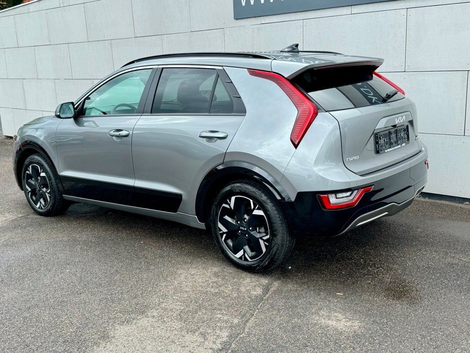 Kia Niro 64 EV Prestige 5d