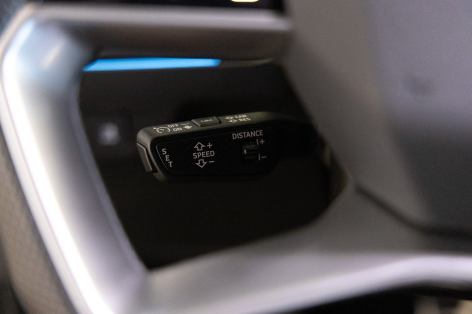 Audi Q4 e-tron 40 S-line 5d