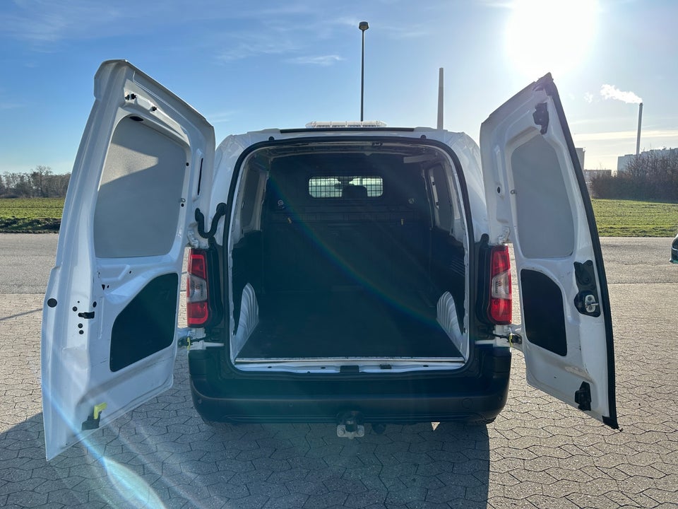 Peugeot Partner 1,5 BlueHDi 100 L1V1 Plus Van