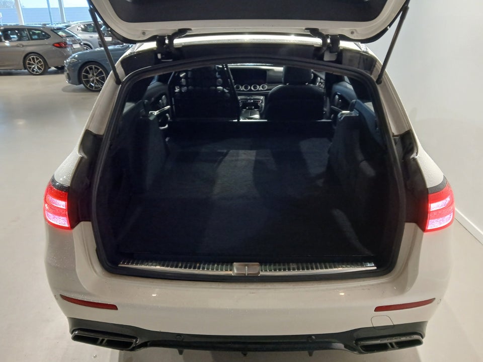 Mercedes E63 4,0 AMG S stc. aut. 4Matic+ Van 5d