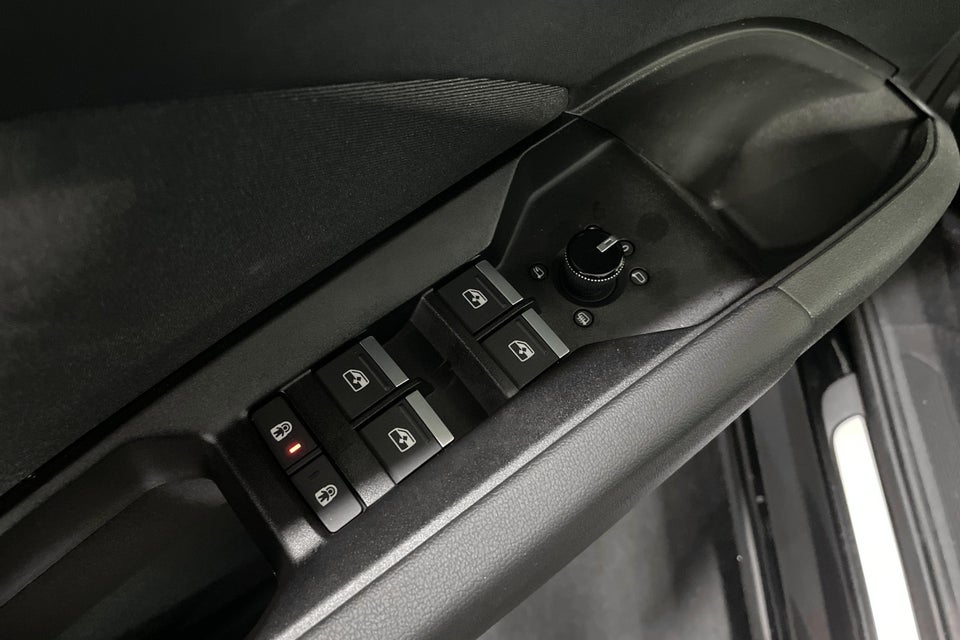 Audi Q4 e-tron 45 S-line 5d