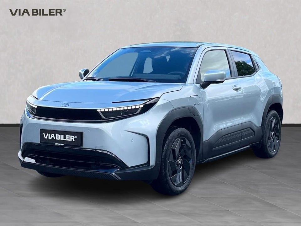 Toyota Urban Cruiser 61 Active 5d