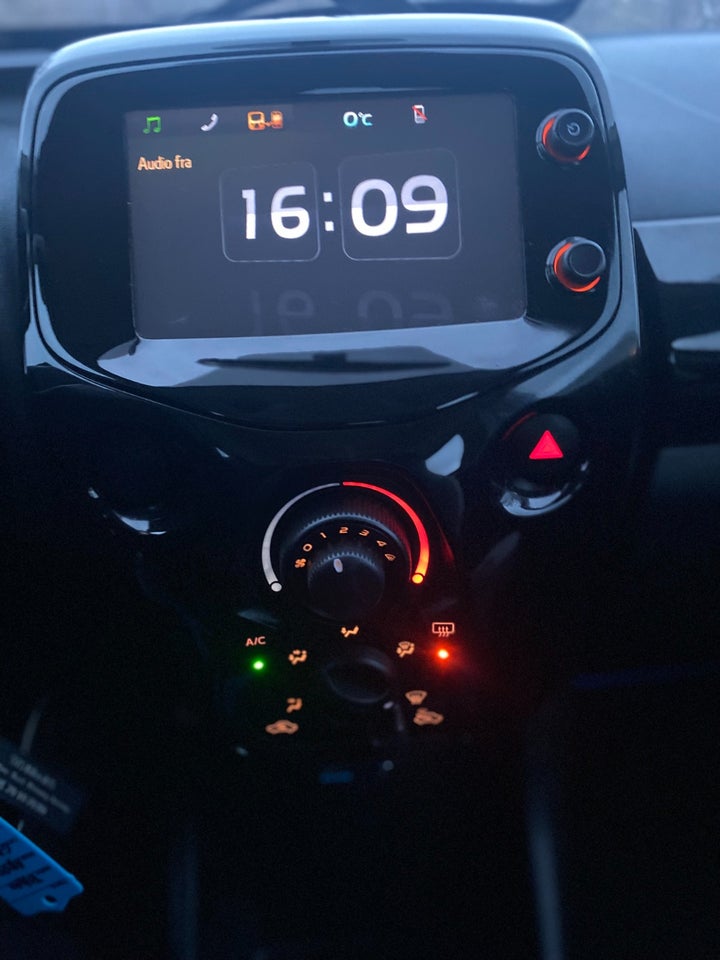 Toyota Aygo 1,0 VVT-i x-clusiv 5d