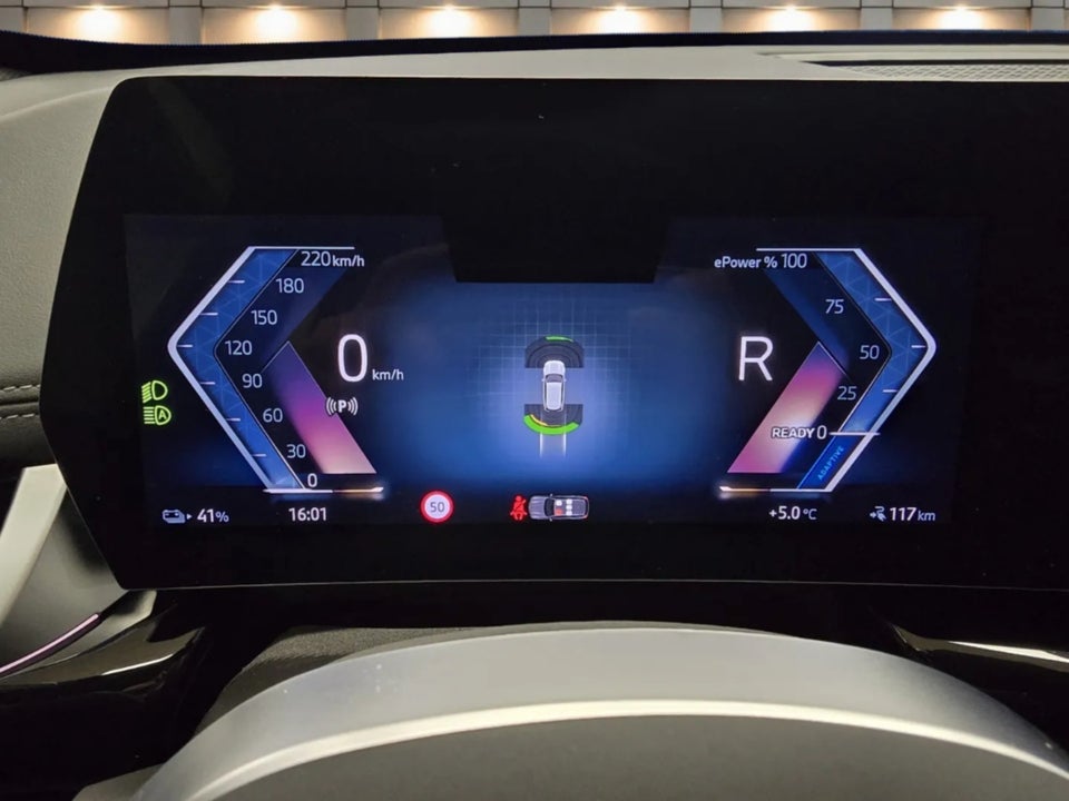 BMW iX1 eDrive20 X-Line 5d