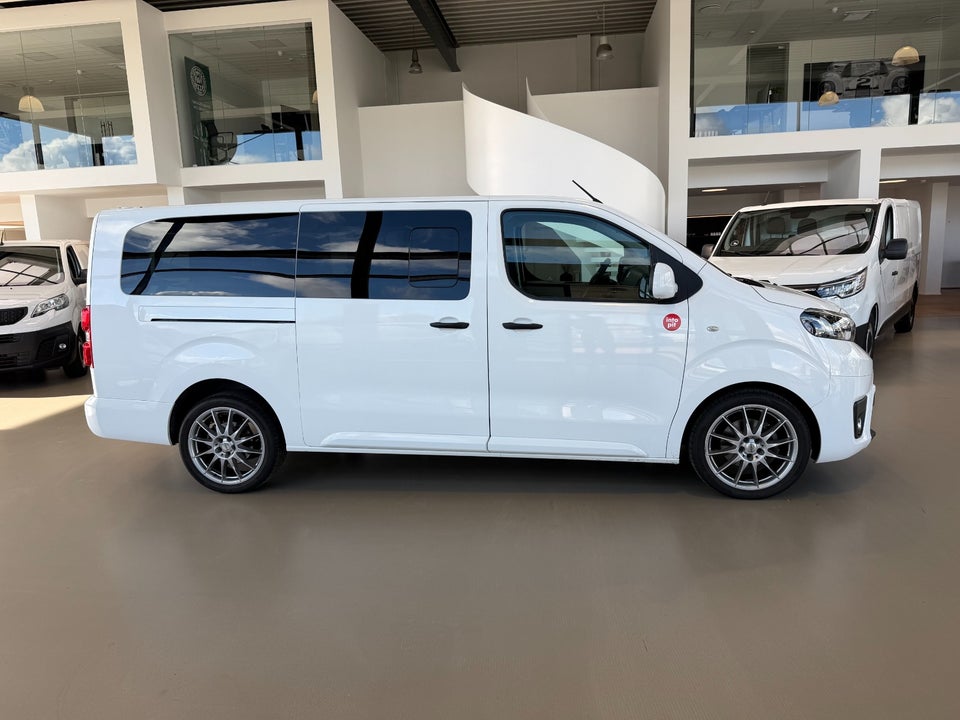 Toyota ProAce Verso 2,0 D 120 Medium Combi aut. 5d