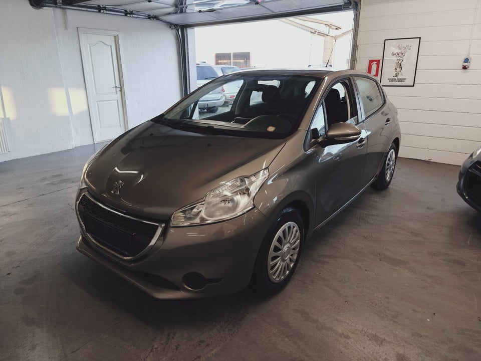 Peugeot 208 1,0 VTi Active+ 5d