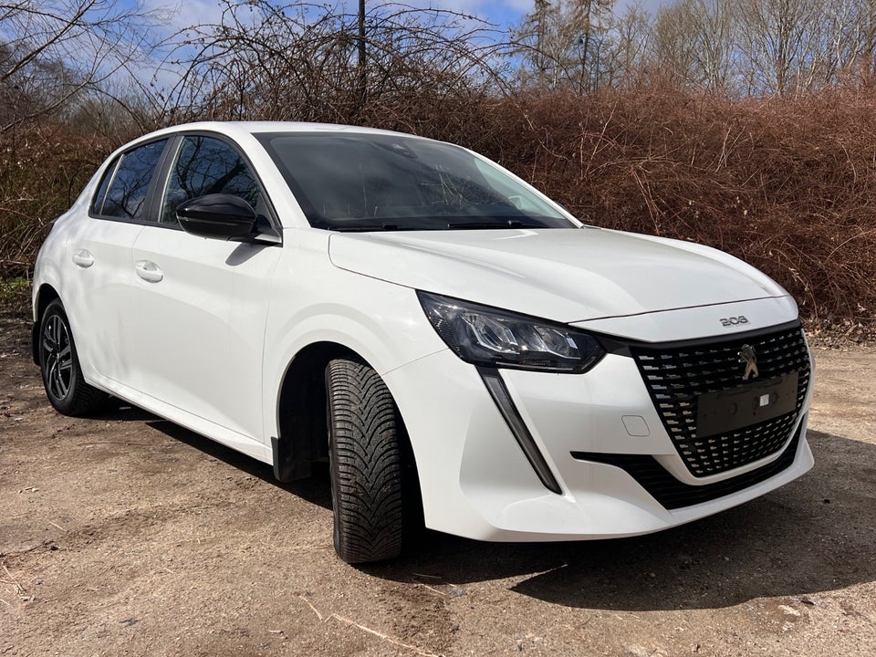 Peugeot 208 1,2 PureTech 75 Black Limited 5d