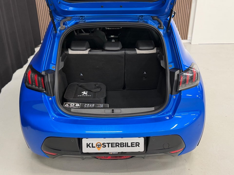 Peugeot e-208 50 GT 5d