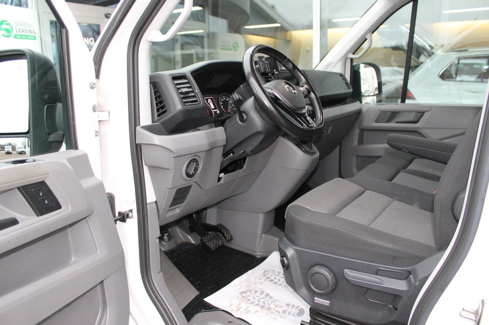 VW Crafter 35 2,0 TDi 177 Kassevogn L3H2 aut.