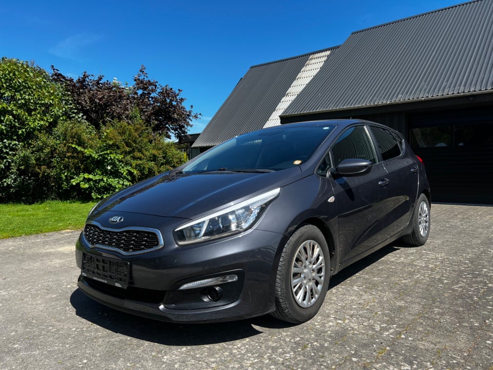 Kia Ceed 1,4 CVVT Style+ Clim 5d