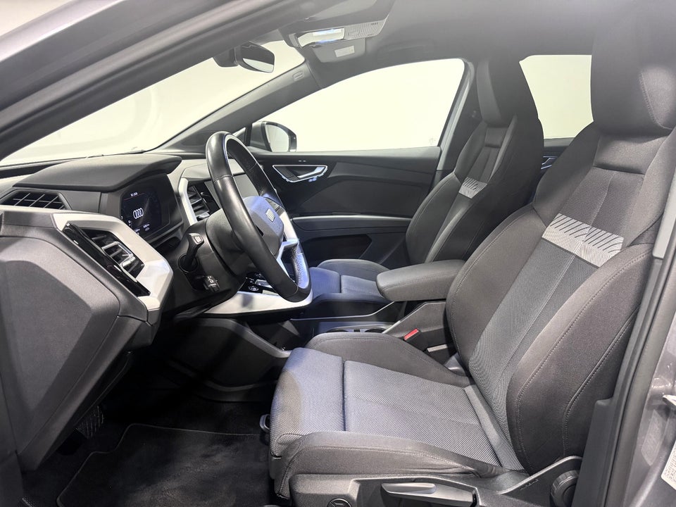 Audi Q4 e-tron 40 Advanced 5d