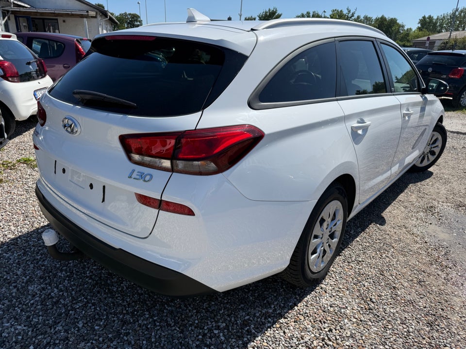 Hyundai i30 1,0 T-GDi Go! stc. 5d
