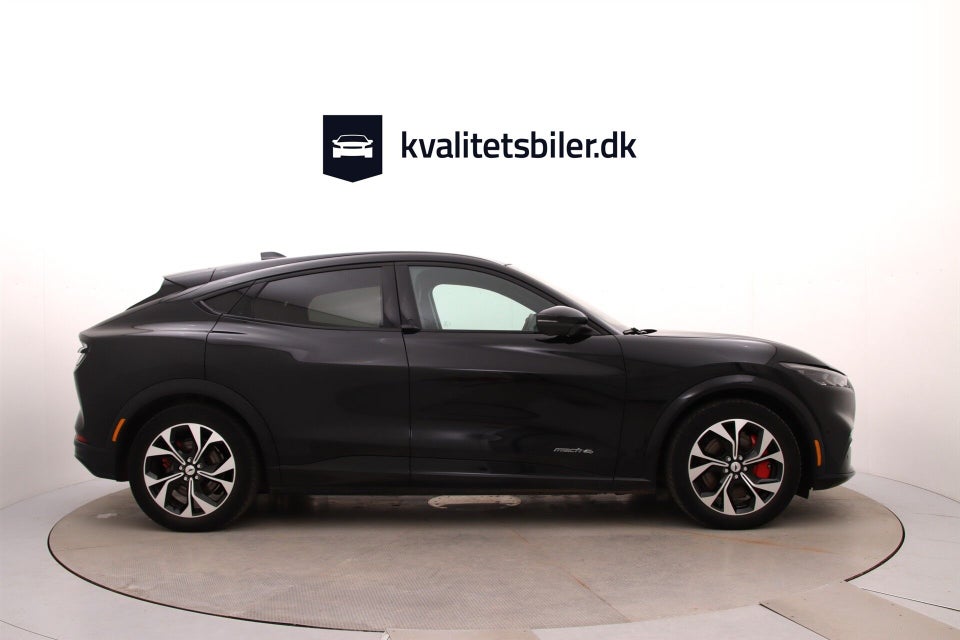 Ford Mustang Mach-E 75 Premium Standard Range AWD 5d