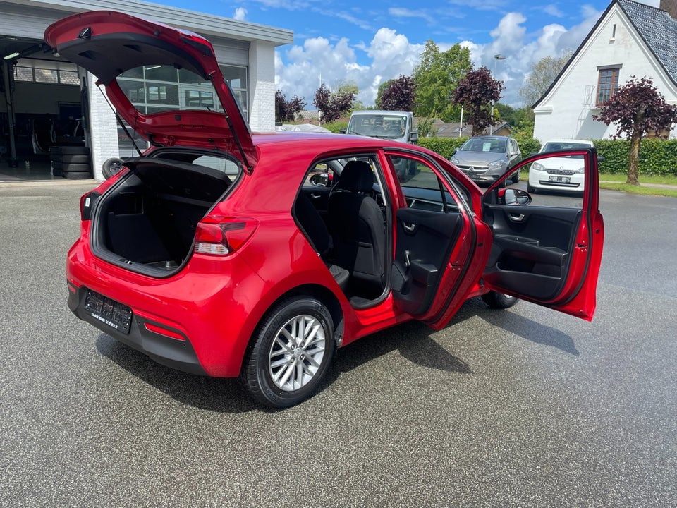 Kia Rio 1,25 MPi Base Line 5d