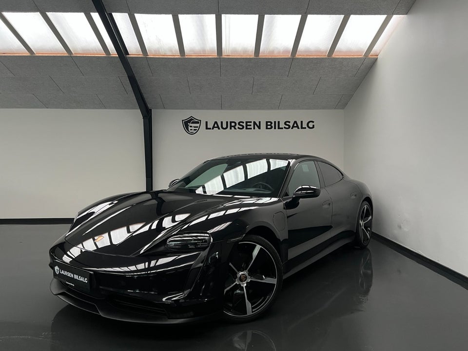 Porsche Taycan Performance+ 4d