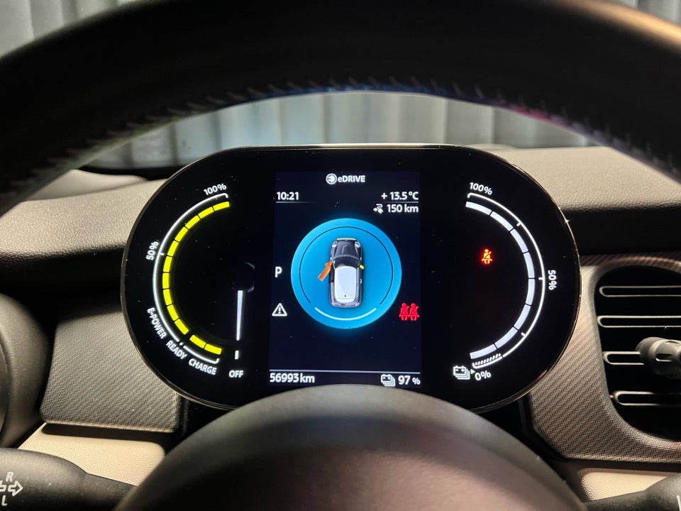 MINI Cooper SE Essential 3d