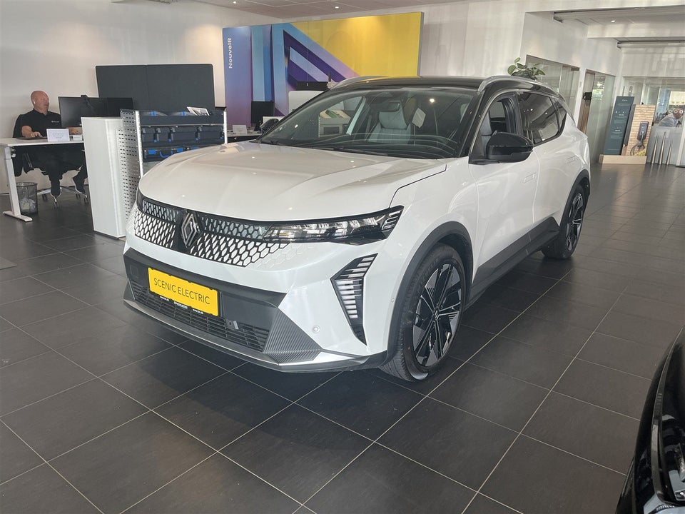 Renault Scenic E-Tech 60 Techno Van 5d