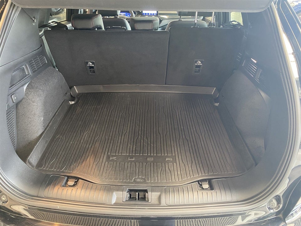 Ford Kuga 2,5 PHEV ST-Line X CVT 5d