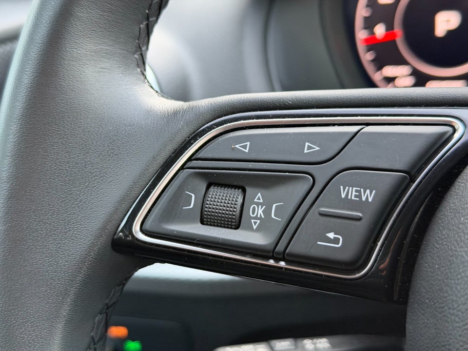 Audi Q2 35 TFSi S-line S-tr. 5d