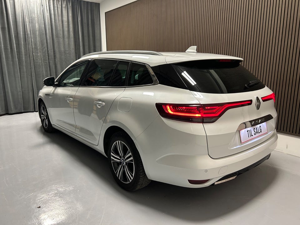 Renault Megane IV 1,6 E-Tech Intens Sport Tourer 5d