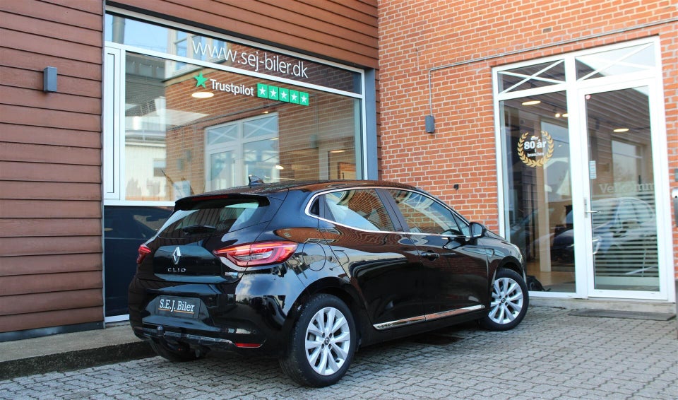 Renault Clio V 1,6 E-Tech Intens 5d