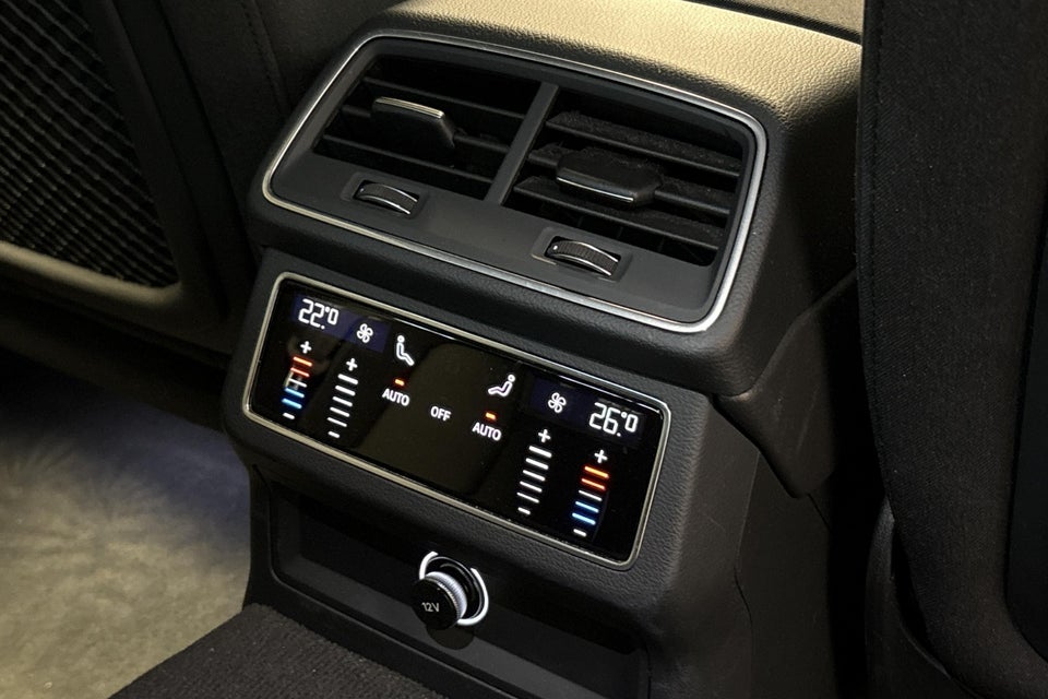 Audi A6 50 TFSi e Sport quattro S-tr. 4d