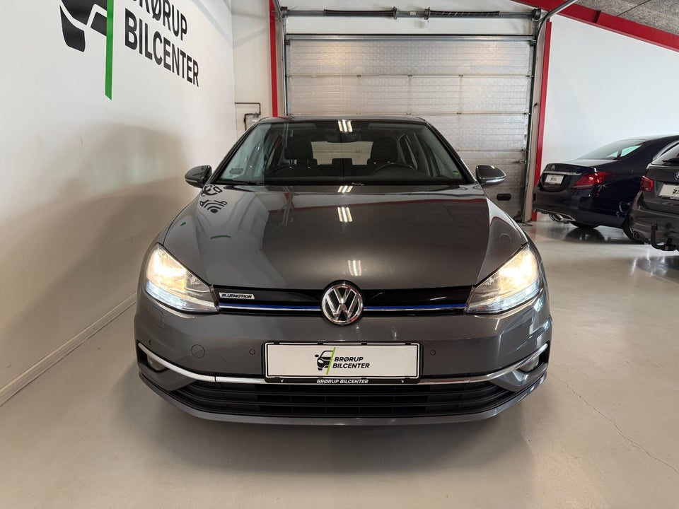 VW Golf VII 1,5 TSi 130 Comfortline Connect DSG 5d