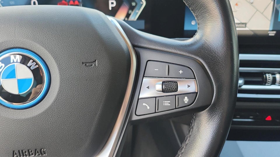 BMW i4 eDrive40 Charged 5d