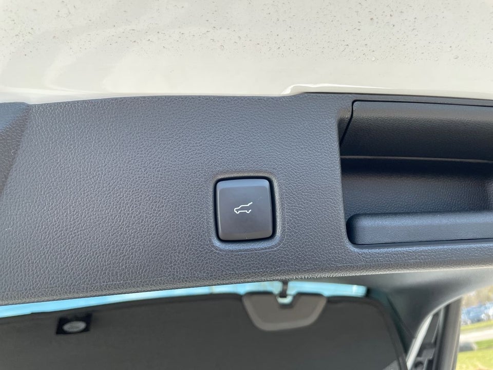 Ford Kuga 2,5 PHEV ST-Line X CVT 5d