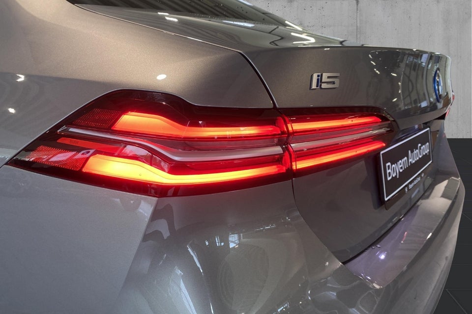 BMW i5 eDrive40 Sport Line 4d