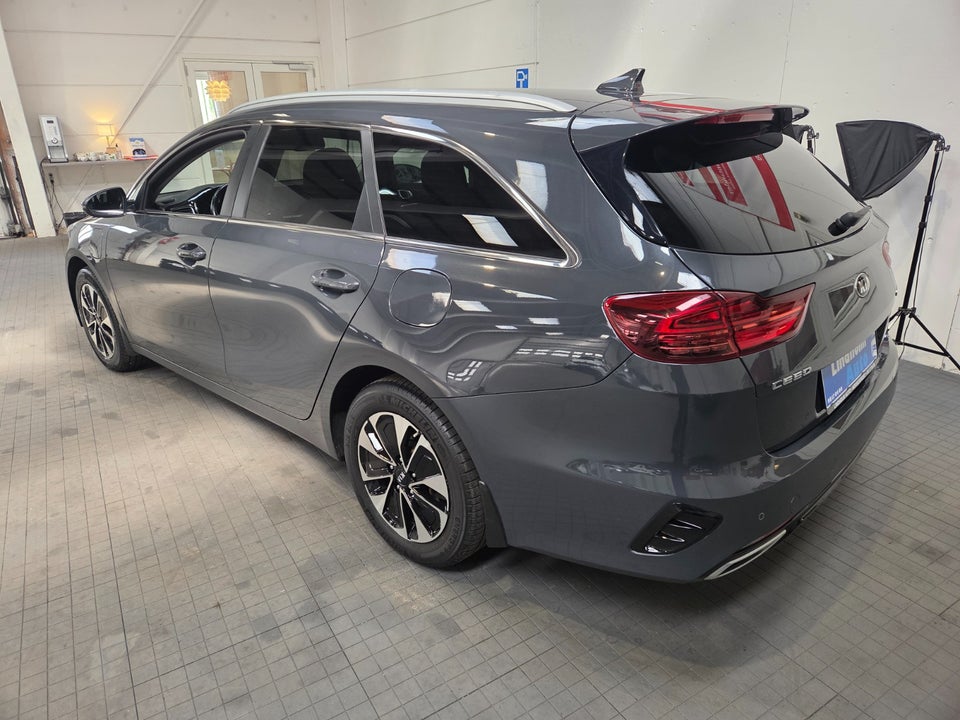 Kia Ceed 1,6 PHEV Prestige SW DCT 5d