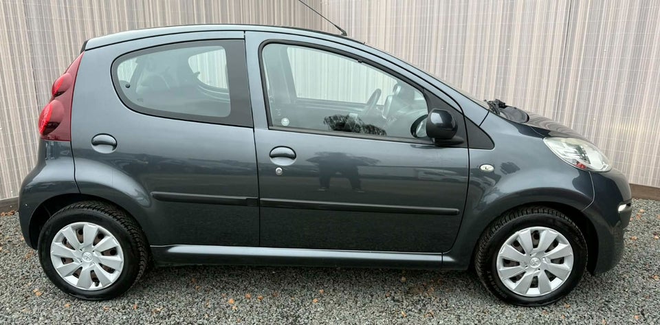 Peugeot 107 1,0 Champion Air 5d