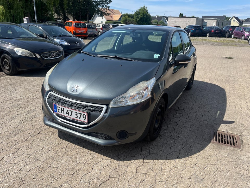 Peugeot 208 1,0 VTi Active 5d