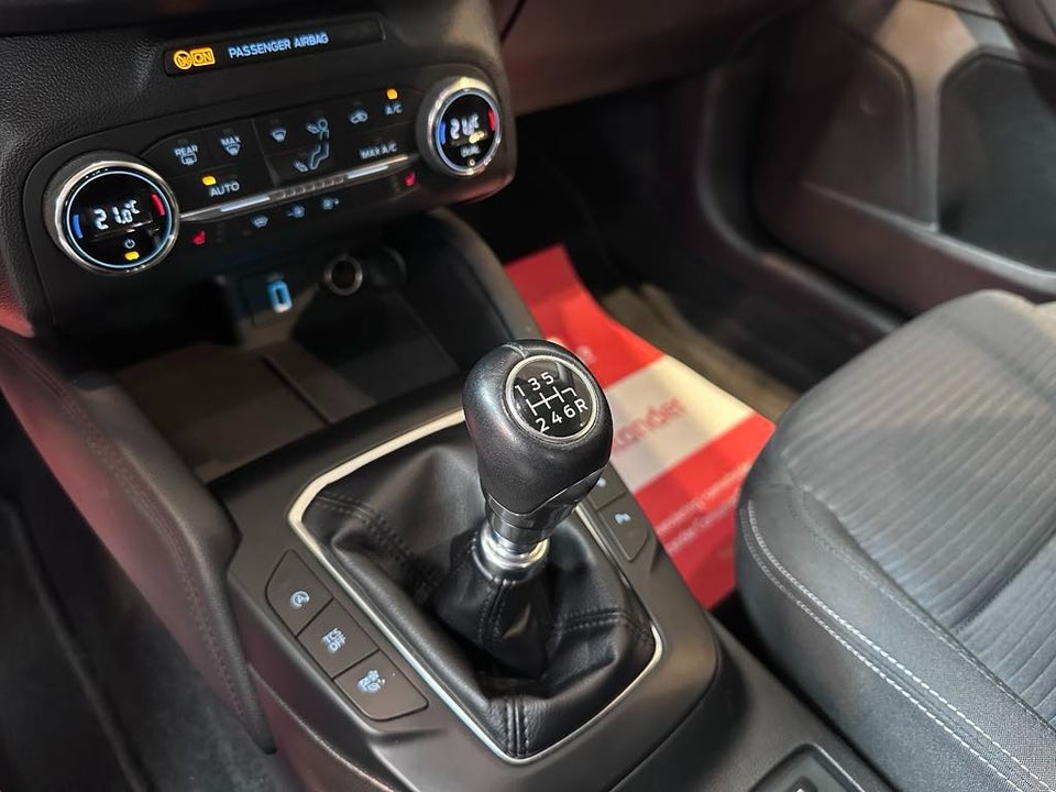 Ford Focus 1,0 EcoBoost Titanium stc. 5d
