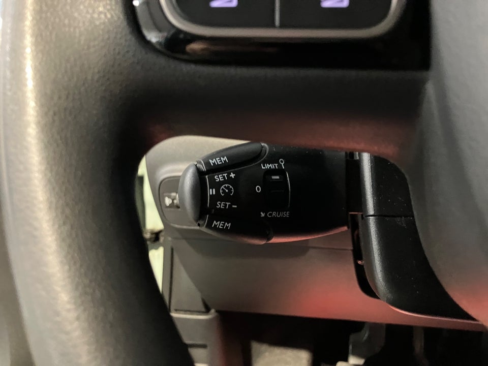 Citroën C3 1,2 PureTech 82 Shine 5d